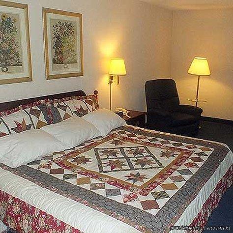 Rodeway Inn Mineral Wells Habitación foto